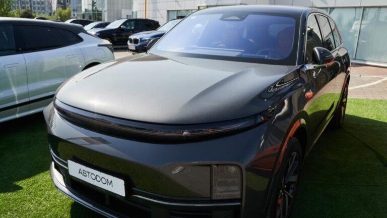 Бывшее представительство Mercedes-Benz в РФ начало продавать китайские Li L7 и L9