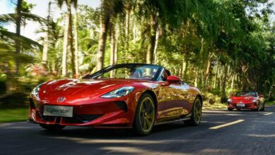 Электрический родстер MG Cyberster, мощностью 544 л.с., двухдверный кабриолет, теперь доступен для заказа в Китае. Электрический родстер MG Cyberster, мощностью 544 л.с., двухдверный кабриолет, теперь доступен для заказа в Китае.