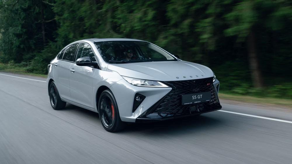 Omoda S5 GT передняя сторона
