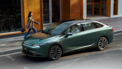 Новый Xpeng P5 запущен в Китае по цене 21 500 долларов США. Новый Xpeng P5 запущен в Китае по цене 21 500 долларов США.