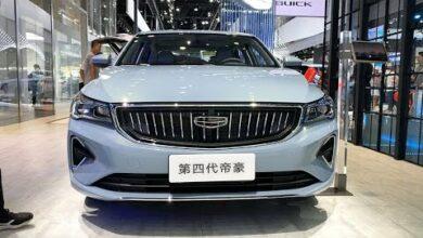 Краткий обзор экстерьера и интерьера Geely Emgrand 1.5L CVT 2023 года — автосалон в Чэнду 2023 года