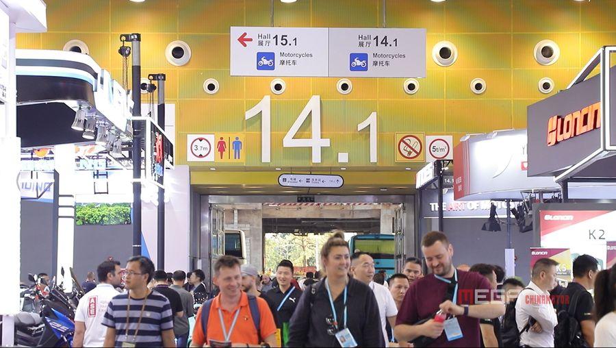 Основные моменты 134-й Кантонской ярмарки: мотоциклы с большим объемом двигателя, компактные скутеры, нестандартные модели.