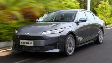 Подключаемый гибридный седан Changan Qiyuan A05 представлен в Китае. Цена от 12 300 долларов США Подключаемый гибридный седан Changan Qiyuan A05 представлен в Китае. Цена от 12 300 долларов США