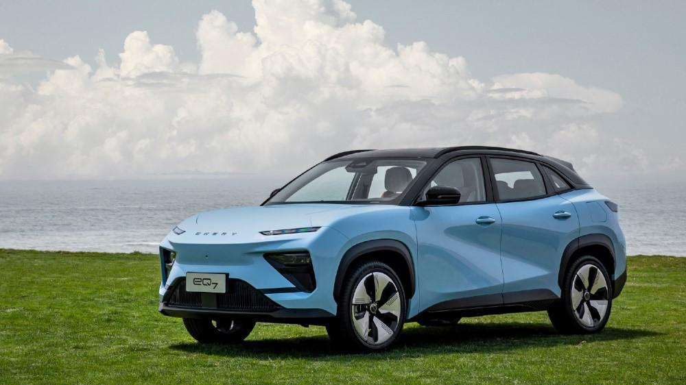 Chery eQ7 боковая передняя часть