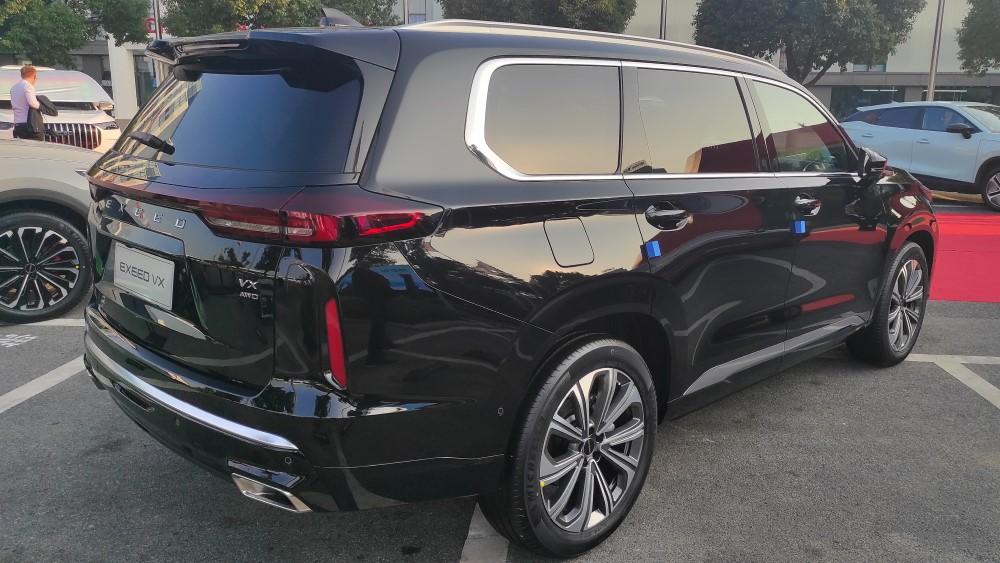 Exeed VX обновленная боковая задняя новая