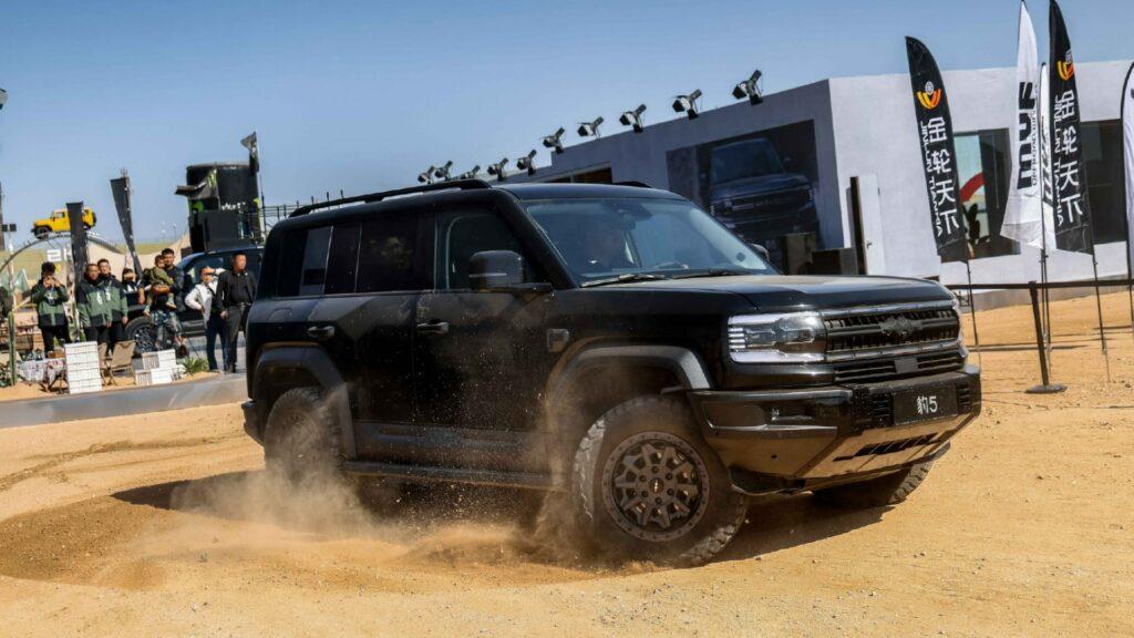 Внедорожник Fang Cheng Bao (FCB) Bao 5 от BYD, будет стоить в Китае от 39 700 долларов США.