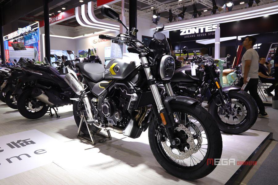Основные моменты 134-й Кантонской ярмарки: мотоциклы с большим объемом двигателя, компактные скутеры, нестандартные модели.