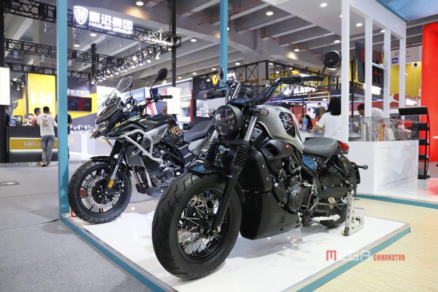 Основные моменты 134-й Кантонской ярмарки: мотоциклы с большим объемом двигателя, компактные скутеры, нестандартные модели.
