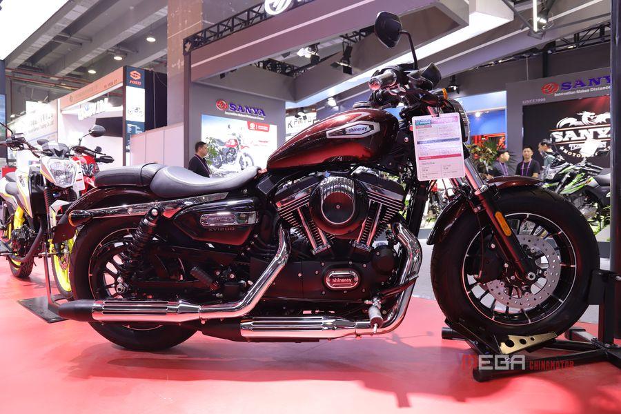 Основные моменты 134-й Кантонской ярмарки: мотоциклы с большим объемом двигателя, компактные скутеры, нестандартные модели.