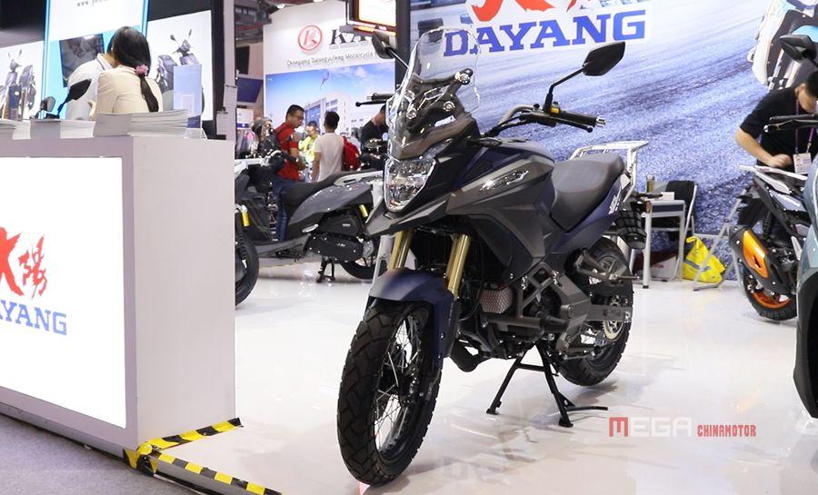 Основные моменты 134-й Кантонской ярмарки: мотоциклы с большим объемом двигателя, компактные скутеры, нестандартные модели.