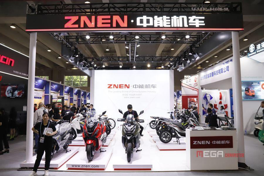 Основные моменты 134-й Кантонской ярмарки: мотоциклы с большим объемом двигателя, компактные скутеры, нестандартные модели.