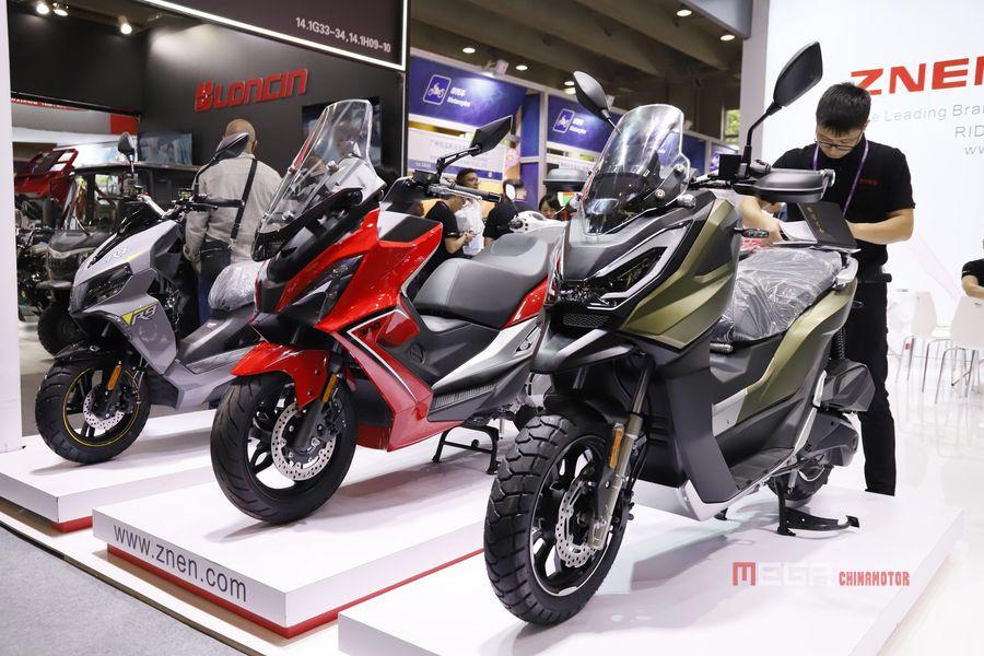 Основные моменты 134-й Кантонской ярмарки: мотоциклы с большим объемом двигателя, компактные скутеры, нестандартные модели.