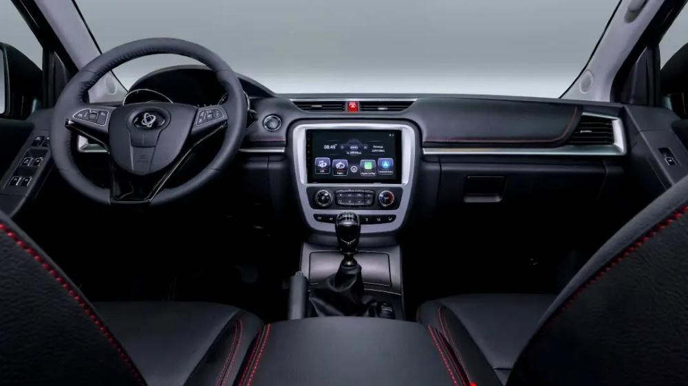 Интерьер салона Соллерс СТ6