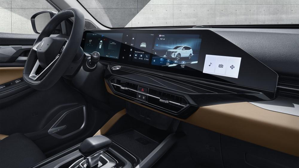 Салон кроссовера Ливан Х6 Про, интерьер