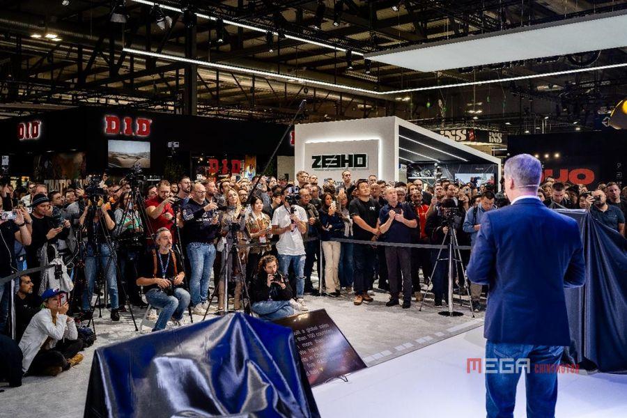 ZEEHO представила C!ty Sport, C!ty Cross и C!ty Motard на выставке EICMA 2023. Бренд городских электрических мотоциклов ZEEHO представила на выставке EICMA 2023 новые высокотехнологичные модели