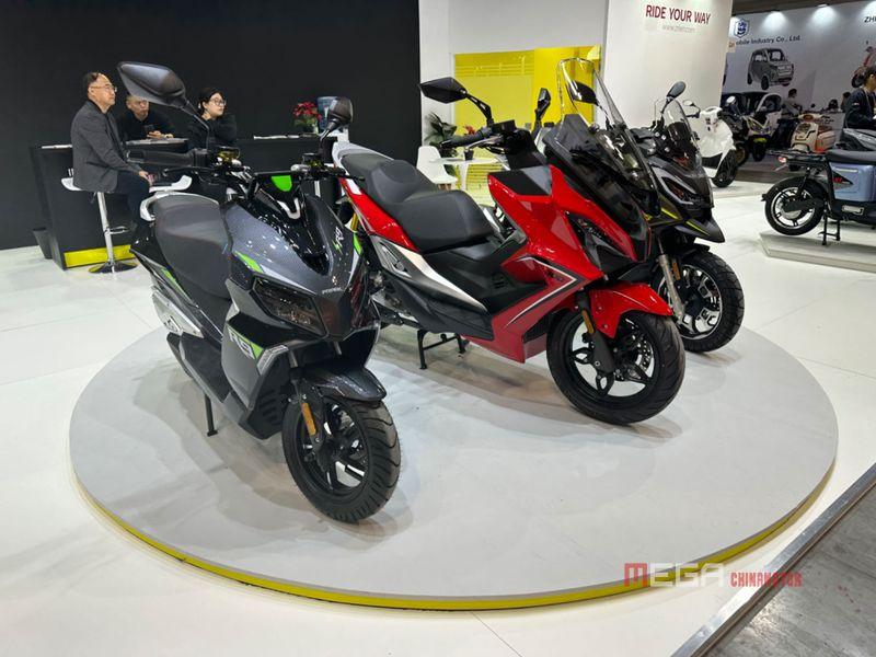 Компания ZNEN с брендом электрических скутеров FRANK на выставке EICMA 2023