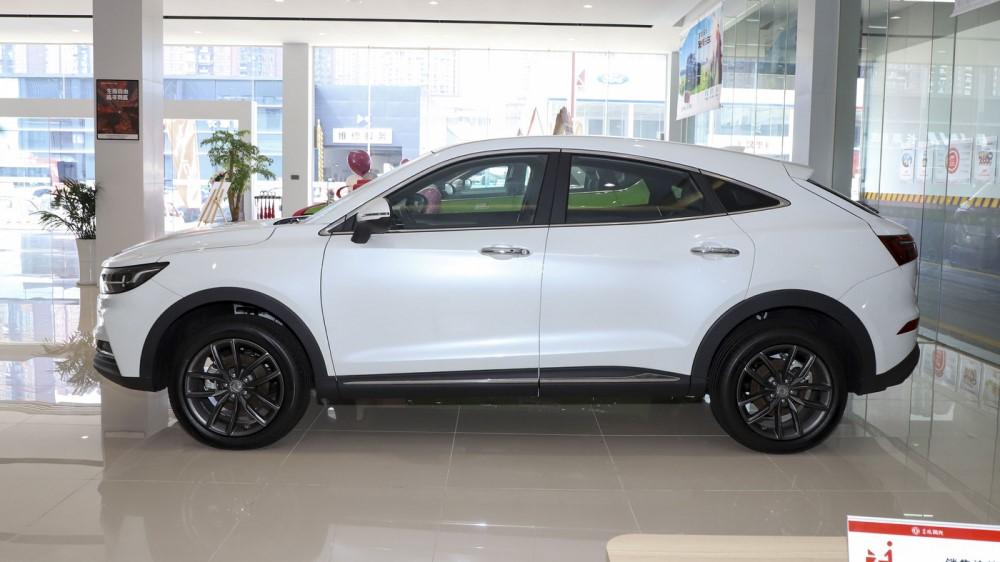 Dongfeng Fengon ix5, вид сбоку