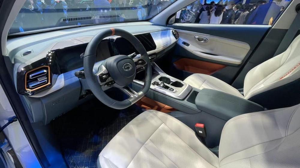 Интерьер салона нового поколения GAC GS3