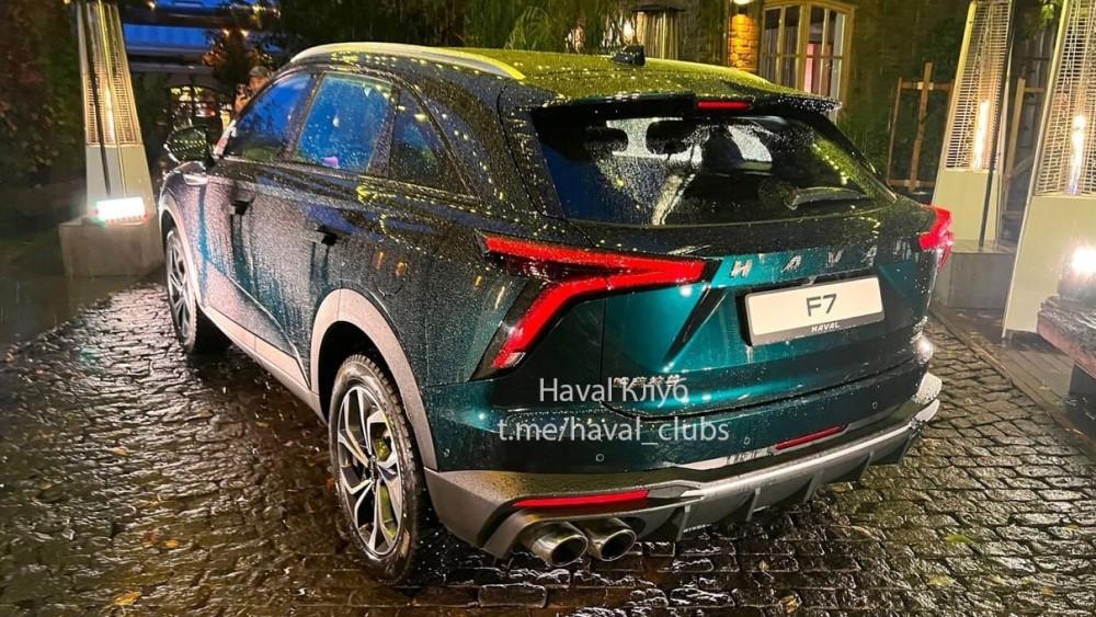 Haval F7 нового поколения Monster в России вид сзади