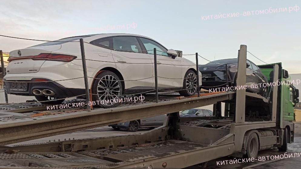 В России появились автомобили MG 7 и MG 4 EV: сколько они стоят?