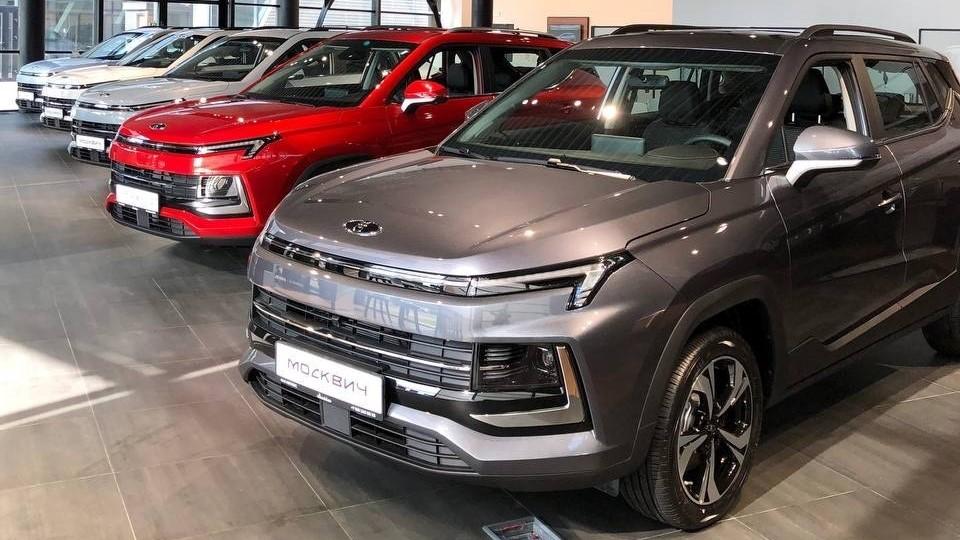 Москвич 3 у дилера купить новую машину подорожает