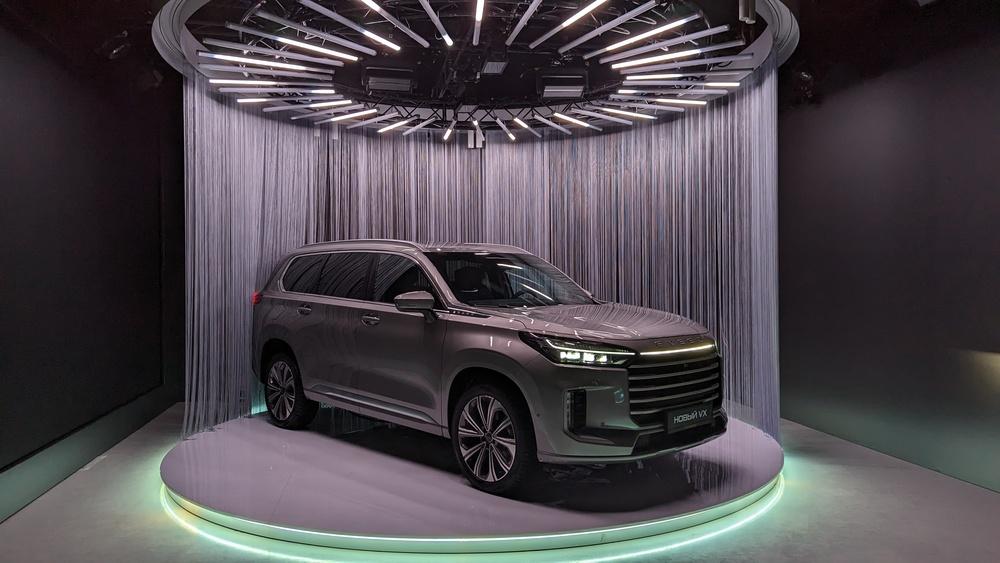 Обновлённое Exeed VX нового поколения представлено в России.