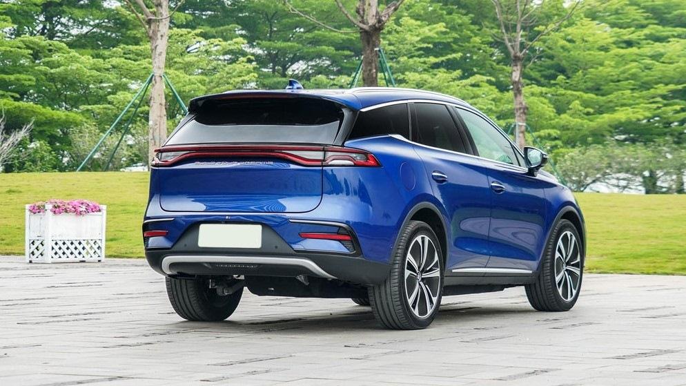 BYD Tang EV, вид сбоку сзади