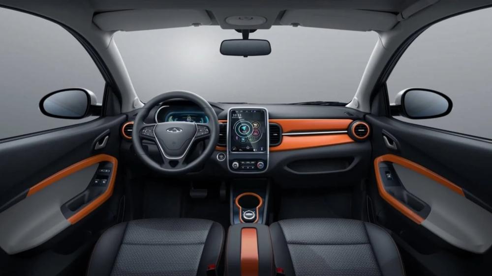 Интерьер салона Chery eQ1