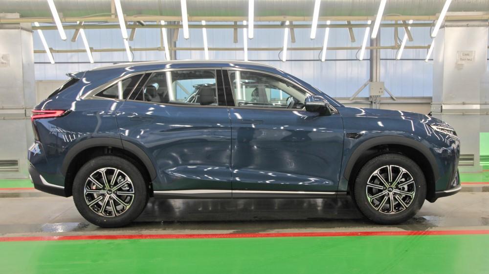 Автотор Kaiyi X7 Kunlun, вид сбоку