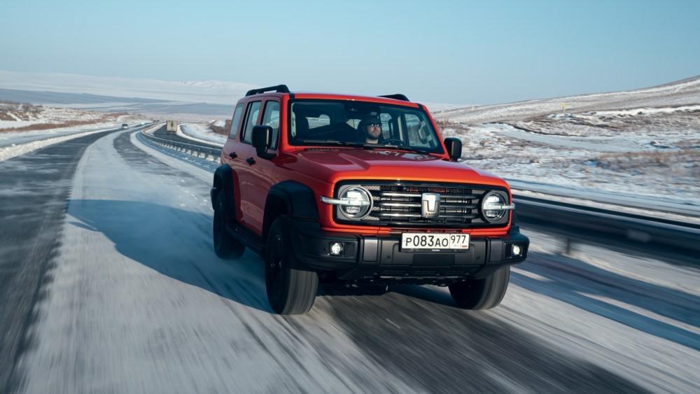 Танк 300 спереди в динамике