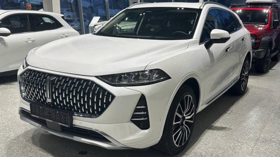Кроссовер Wey Coffee 01 в автосалоне купить новый боковой передок