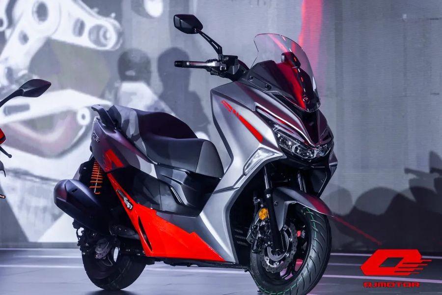 QJMOTOR SRK 921RR выходит на китайский рынок с объявленной ценой вместе с дебютирующими новыми моделями HONG 250 Anniversary Edition, SRK 550RR и SRK 550. QJMOTOR SRK 921RR выходит на китайский рынок с объявленной ценой вместе с HONG 250 Anniversary Edition, новыми моделями SRK 550RR и SRK 550, дебютирующими QJMOTOR SRK 921RR выходит на китайский рынок Китайский мотоцикл