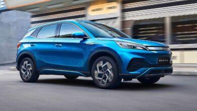 BYD запускает три электромобиля и планирует построить завод стоимостью 1,3 миллиарда долларов США в Индонезии. BYD запускает три электромобиля и планирует построить завод стоимостью 1,3 миллиарда долларов США в Индонезии.