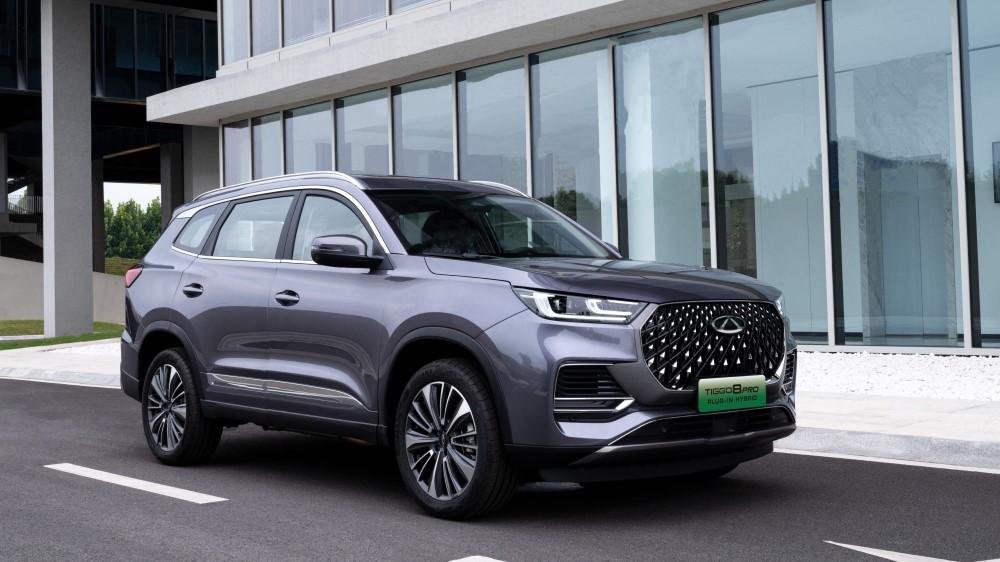 Гибридный кроссовер Chery Tiggo 8 Pro Plug-in Hybrid обновил переднюю часть