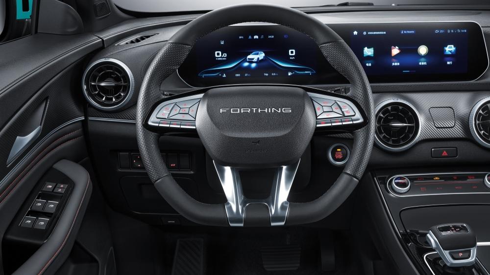 Интерьер салона Фортинг Т5 ЭВО