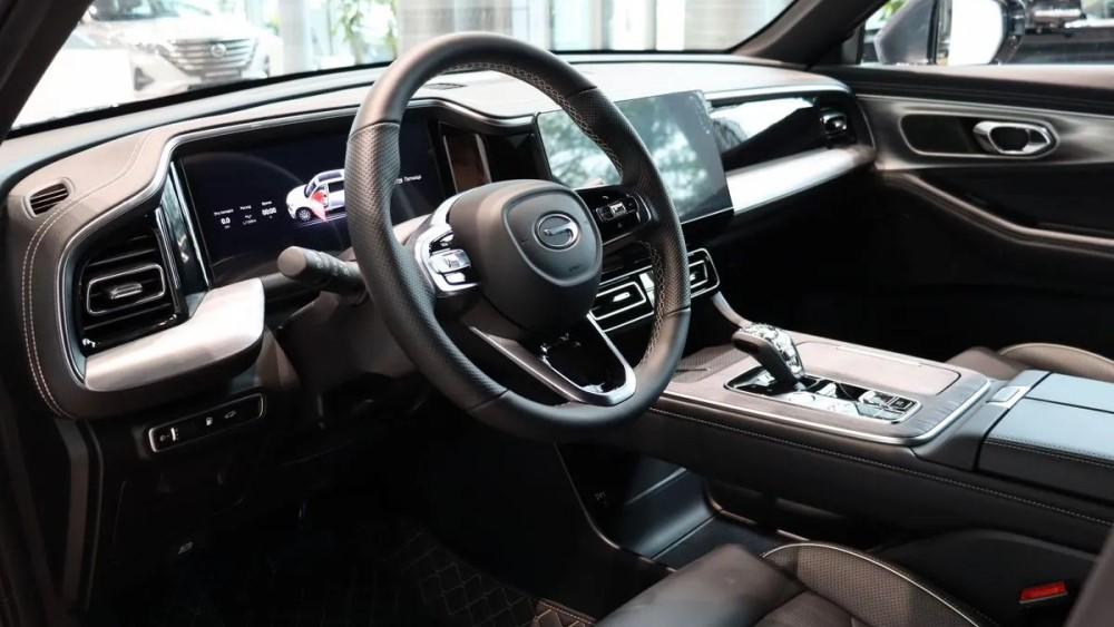 GAC GS8 второго поколения новый от дилера купить салон салон