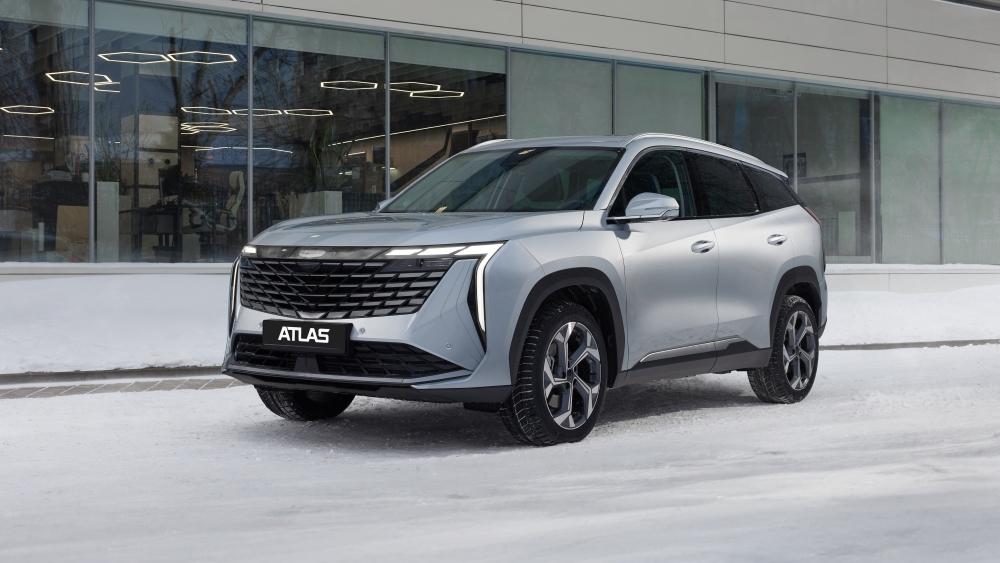 Geely Atlas боковая передняя часть