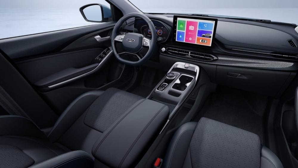 Интерьер салона JAC JS5