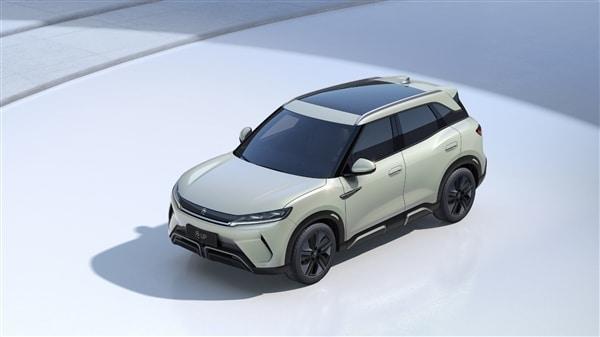 В Китае кроссовер BYD Yuan UP, из модельного ряда Dynasty, будет представлен 5 марта 2024 года.