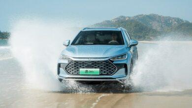 В Китае BYD запускает обновленные седан Han и внедорожник Tang на 14% дешевле версий прошлого года В Китае BYD запускает обновленные седан Han и внедорожник Tang на 14% дешевле версий прошлого года