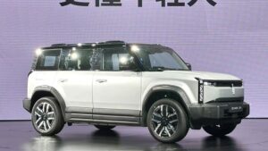 В Китае поступил в продажу внедорожник Chery iCar 03. Цена снизилась и начинается от 15 250 долларов США