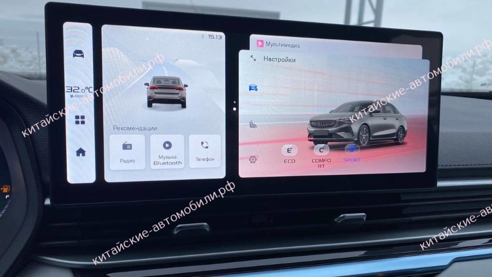 Обновленный седан Geely Emgrand Belgi с штатной магнитолой мультимедийной системы АКПП в салоне