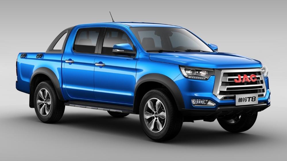 JAC начал прием заказов на пикап Т8 в России: характеристики и комплектация