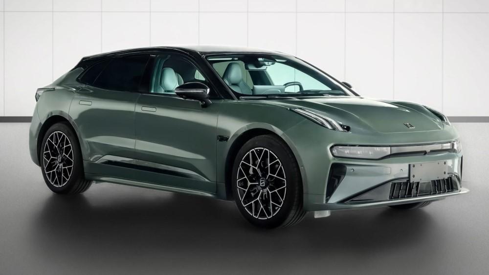 Обновленный электрический лифтбек Zeekr 001 рестайлинг боковой передней части