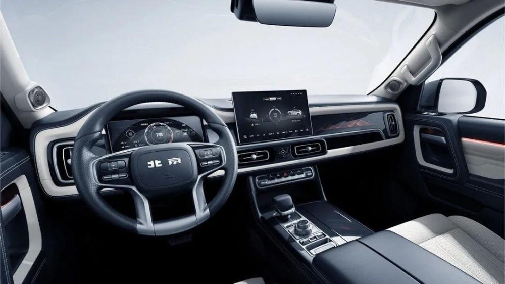 Интерьер BAIC BJ60