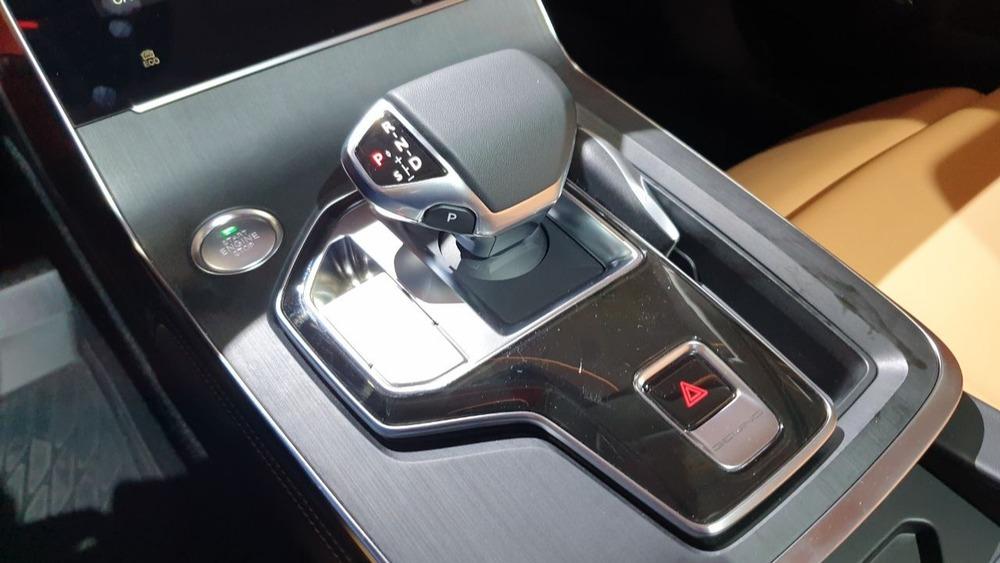 BAIC X75 презентация салона салон туннельный селектор