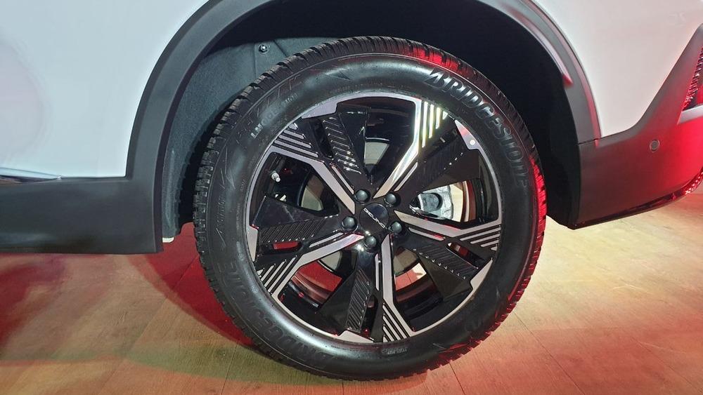 Презентация дисков Bridgestone для BAIC X75