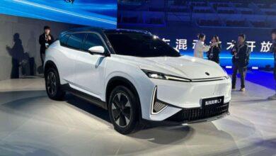 Подключаемый гибридный кроссовер Dongfeng Aeolus L7 дебютировал в Китае Подключаемый гибридный кроссовер Dongfeng Aeolus L7 дебютировал в Китае