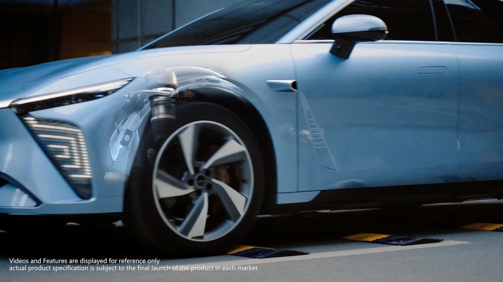 Передняя боковая подвеска электрического седана Exlantix ES