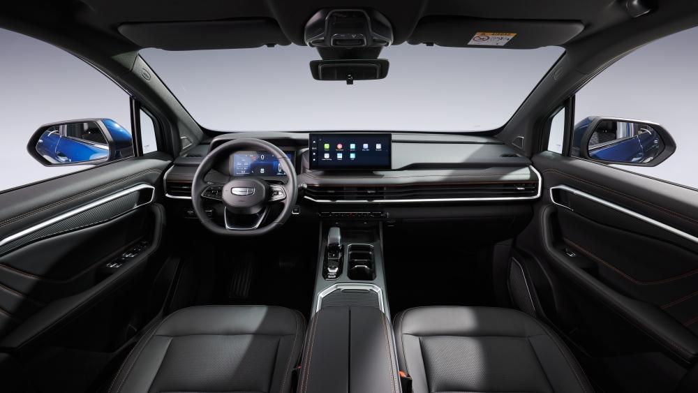 Интерьер салона Джили Окаванго